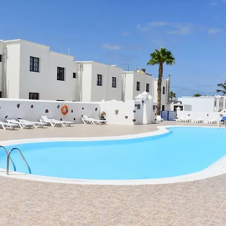 Aguazul 102,214 Apartment